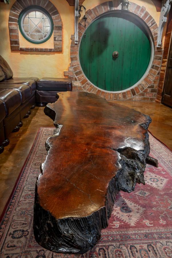 The Hobbit House, Fantasy Comes Home! Russellville Dış mekan fotoğraf