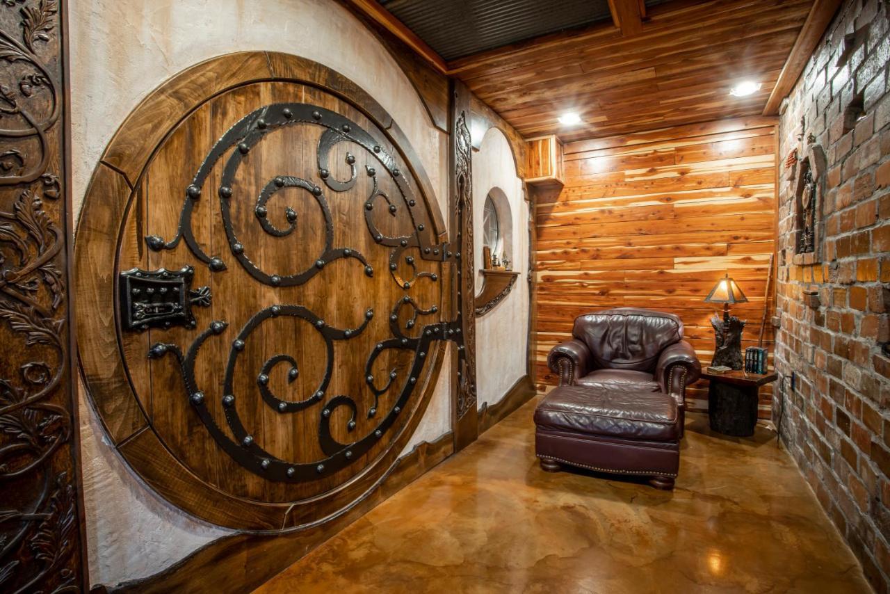 The Hobbit House, Fantasy Comes Home! Russellville Dış mekan fotoğraf