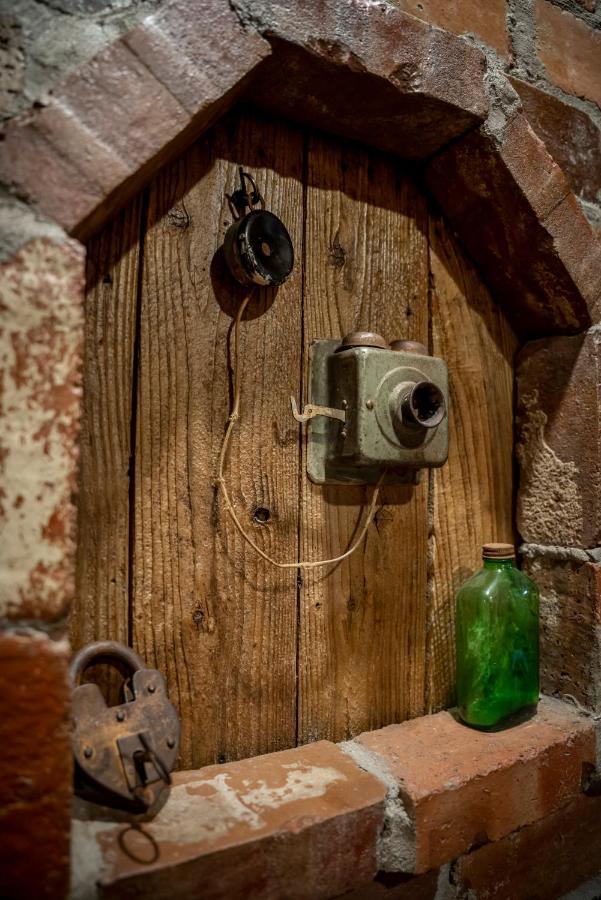 The Hobbit House, Fantasy Comes Home! Russellville Dış mekan fotoğraf